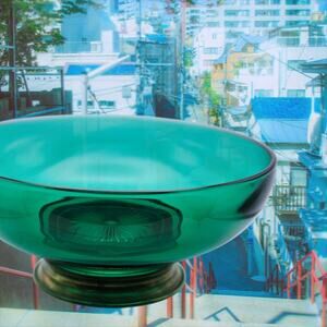 Vintage Emerald Forest Green Glass Serving Punch Bowl Brass Pedestal Base Decor